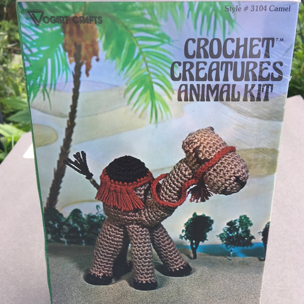Vintage Crochet Creatures Amigurumi Camel Kit Vogart Crafts 3104 9 1/2” USA New